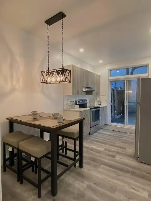 4414-Modern 2 Bd Gem/ Near Dt Mtl, Canal, Atwater Apartment Montreal 0*,