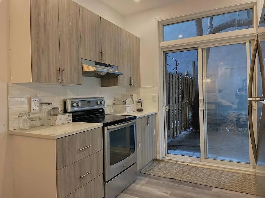 4414-Modern 2 Bd Gem/ Near Dt Mtl, Canal, Atwater location